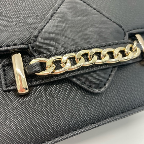 JustFab Black Crossbody 🖤✨ - Picture 5 of 13